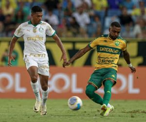 Cuiab perde em casa para o Palmeiras e segue na lanterna do Brasileiro