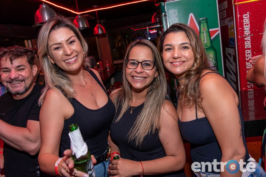 Conheça o bar que devolveu a vida ao calçadão de Cuiabá :: Leiagora, Playagora