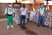 Instituto cultural mobiliza distribuio de 260 cestas bsicas na regio do Pedra 90