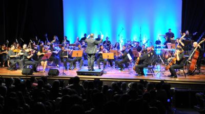 Orquestra da UFMT sobe ao palco com 'Trilhas de Cinema'