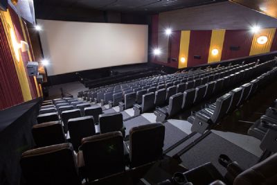 Rede com cinemas em Cuiab e em Vrzea Grande abre sesses a R$ 10 neste sbado