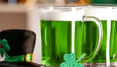 Cervejaria de Cuiab promove festa tradicional da cultura irlandesa com direito a chopp verde
