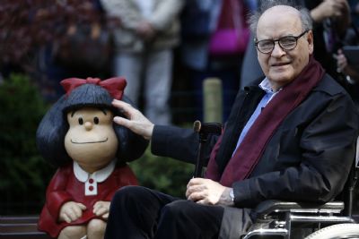 Quino, cartunista argentino criador de Mafalda, morre aos 88 anos