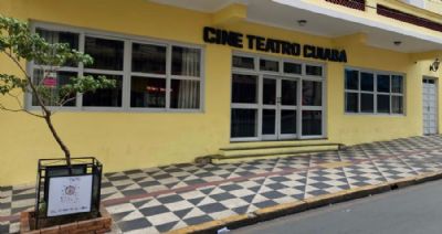 Cine Teatro inaugura 'espao de exposio' em painis dos canteiros na calada