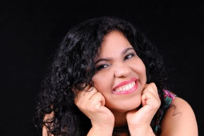 Contadora de histrias, Alicce Oliveira lana seu primeiro livro