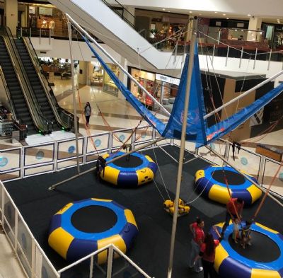 Novo brinquedo do Shopping Goiabeiras convida crianas e adultos para acrobacias areas