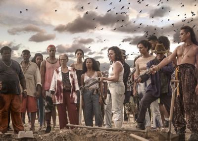 Bacurau domina 'Oscar brasileiro' com seis trofus; confira os premiados