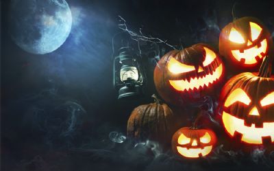 Halloween: que tal inovar com 5 audiolivros de terror?