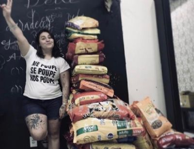 Tatuadora repete campanha que troca tattoos por rao