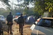 Polcia flagra aglomerao de 200 pessoas acampadas no Rio Teles Pires