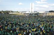 Em Braslia, produtores de MT criticam interferncia dos Poderes e Bolsonaro reconhece o agro - veja
