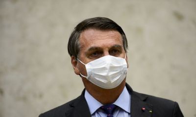 Bolsonaro veta perdo a dvidas de igrejas e sugere derrubada do veto