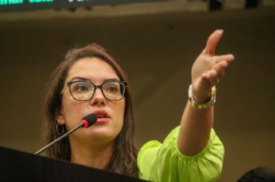 Janaina destina R$ 2,5 milhes em emendas parlamentares para a sade