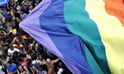 IBGE divulga 1 levantamento sobre homossexuais e bissexuais no Brasil