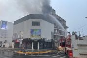 Incndio atinge prdio de empresa de fotografia em Sinop