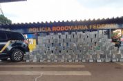 Polcia apreende 685 kg de cocana em carreta carregada com caroo de algodo
