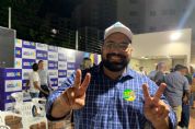 Fotos | Empresrios e comerciantes se renem para movimento 'vira-voto para Bolsonaro
