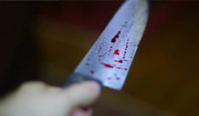 Adolescente de 16 anos  morta a facadas pelo marido na frente do filho de 1 ano
