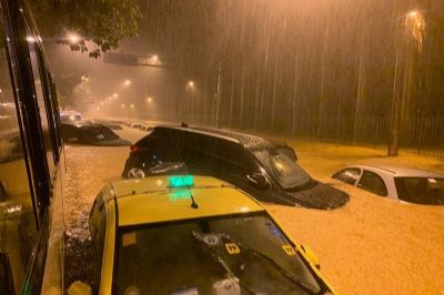 Chuva forte deixa ao menos trs mortos no Rio de Janeiro