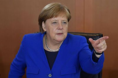 Europa deve se unir para enfrentar China, Rssia e EUA, diz Merkel