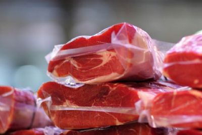 China encontra coronavrus em embalagem de carne enviada por frigorfico de Vrzea Grande