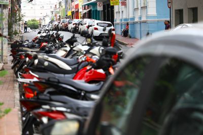 Lei que institui cobrana sobre estacionamento rotativo em Cuiab ser reavaliada pelo MP