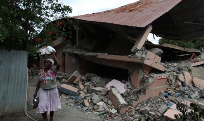Brasil renova prazo para acolhida humanitria de haitianos