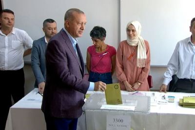 Oposio vence eleio em Istambul