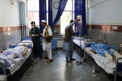 Afeganisto: bomba  beira da estrada causa 28 mortes e dez feridos