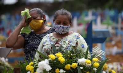Dia de Finados: como a pandemia abalou o processo de luto