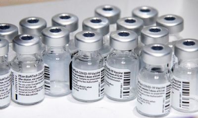 Pfizer entrega 2,4 milhes de doses de vacina nesta semana