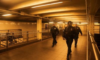 Nova York: polcia procura pessoa que pode ter informao sobre ataque