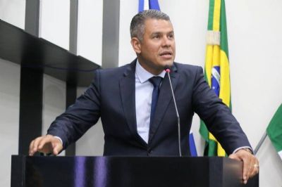 Vereador tenta 13 comisso processante contra Emanuel Pinheiro por dvida de R$ 1, 2 bilho