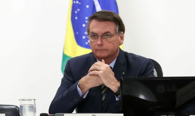 Bolsonaro se rene com ministros e tcnicos para falar de combate ao coronavrus
