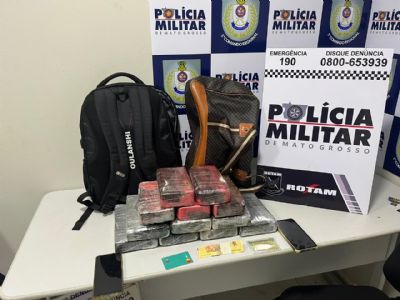 Casal  preso com 12 tabletes de cocana em Cuiab