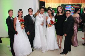Em noite de festa, Casamento Comunitrio LGBTI assegura igualdade de direitos a 12 casais