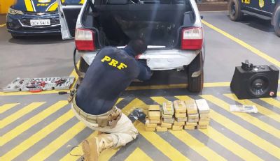 Transportador de drogas  preso com quase 25 kg de cocana em Pontes e Lacerda