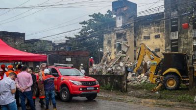 Desabamento de prédio deixa 5 pessoas mortas e 8 desaparecidas no Grande Recife