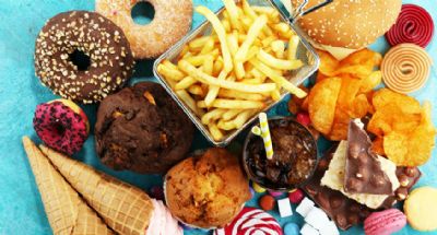Alimentos ultraprocessados esto associados  obesidade e elevam riscos de cncer, hipertenso e diabetes