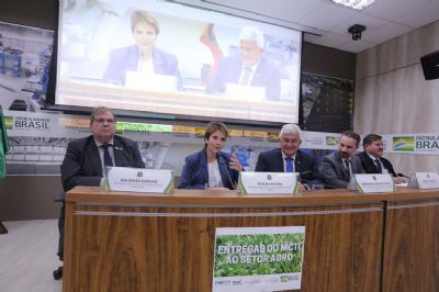 Governo Federal anuncia R$ 40 milhes para solues tecnolgicas no setor agropecurio
