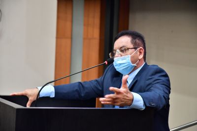 Botelho sofre crticas de diretores de hospitais por ajudar Instituto Lions