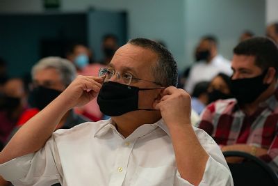 Candidato ao Senado, Taques diz que no ser 'office boy' do governo Federal