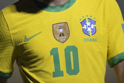 Neymar retoma a camisa 10, Jesus fica com a 9 e Gabigol  o nmero 21
