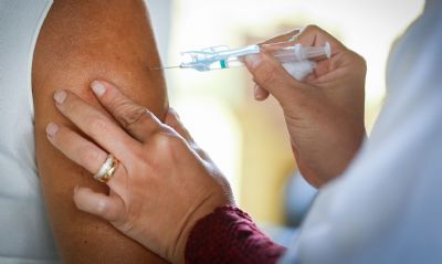 Vacinao reduz ocupao de UTIs nos estados para menos de 90%
