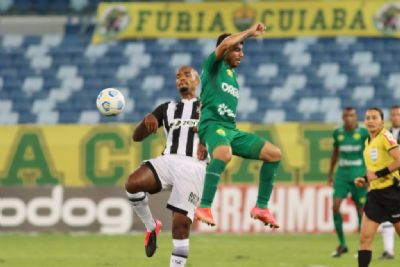 Com um jogador a menos, Cuiab empata em 2 a 2 contra Cear na Arena Pantanal