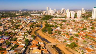 Governo homologa licitao para asfaltar bairros em Cuiab, mas aguarda obras da guas Cuiab