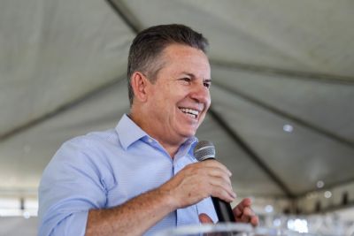 Governador de MT comemora Reforma sem dispositivo que incentivava aumento do ICMS no Brasil