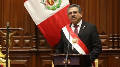 Presidente interino no Peru, Manuel Merino renuncia aps protestos