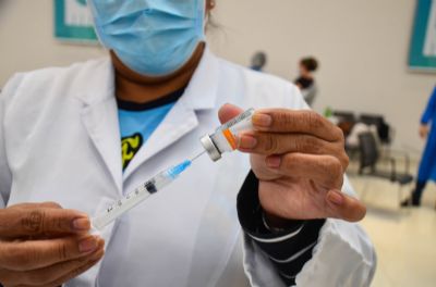 Cuiab abre agendamento da vacina para grupo de 45 a 49 anos