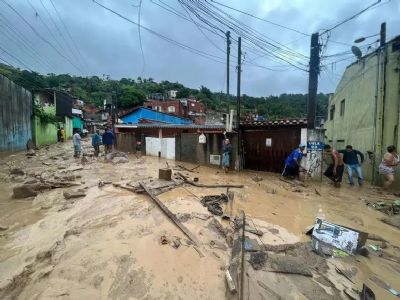 Governo e prefeitura foram avisados dois dias antes de risco de desastre em So Sebastio